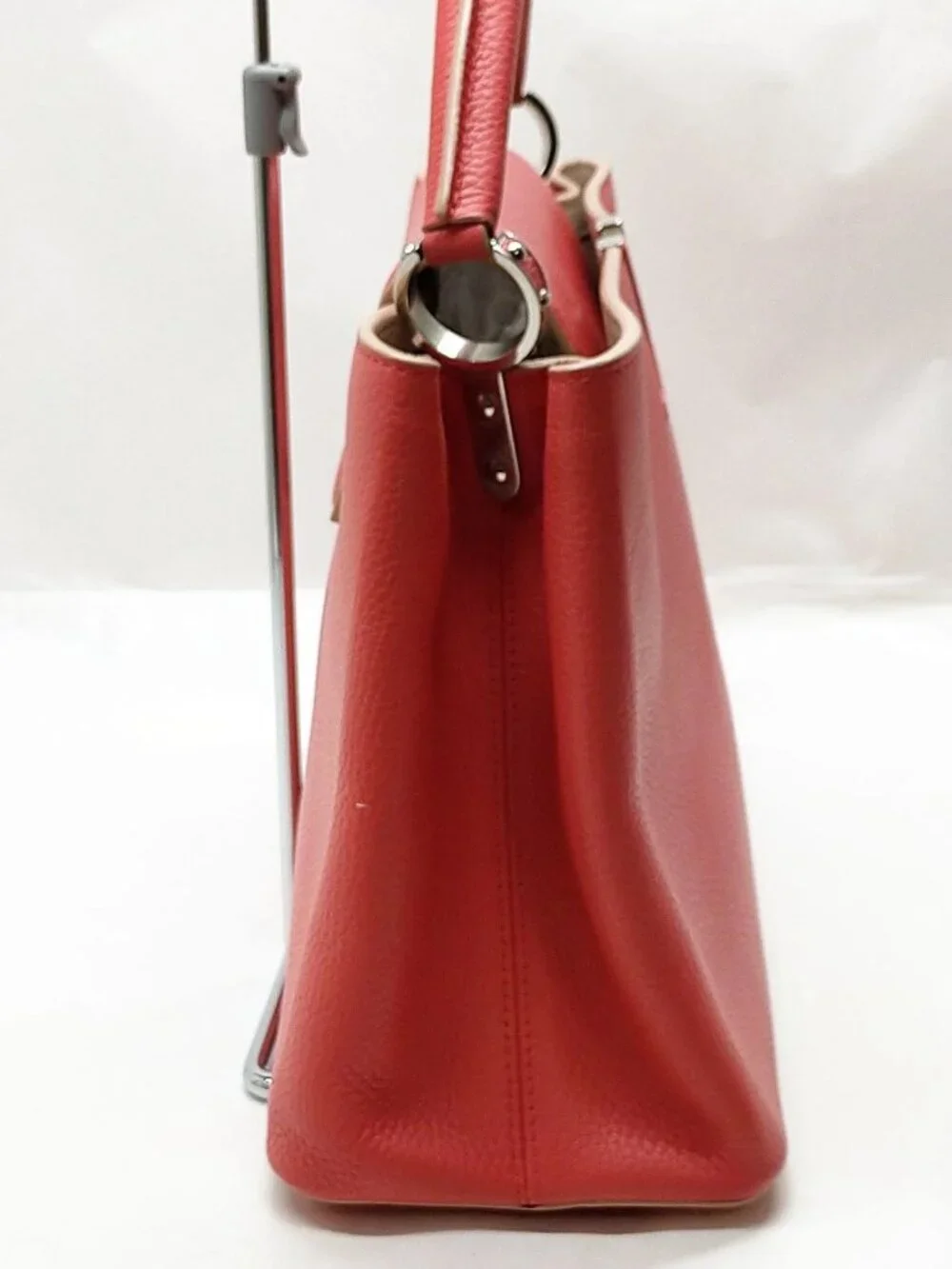 Louis Vuitton elegant louis